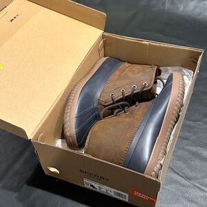 Sperry breakwater boot